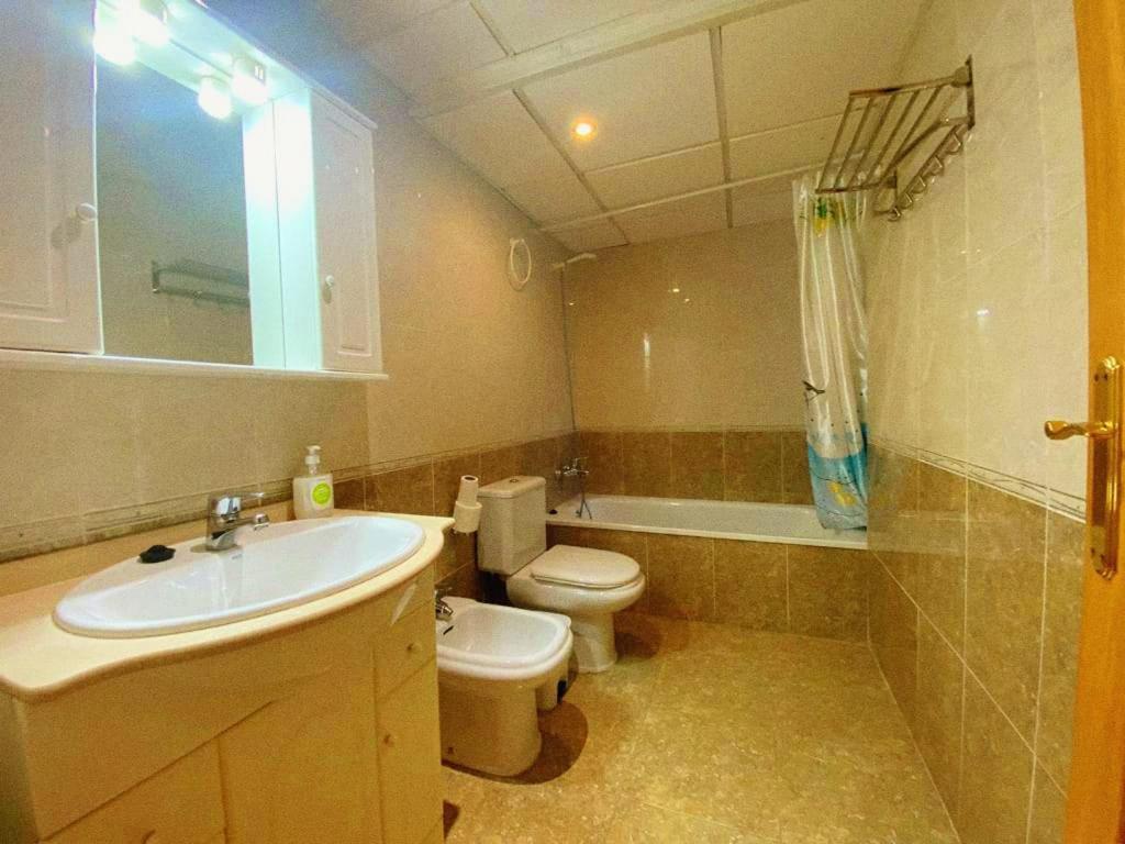 Apartamento Coliseo Альмуньекар Экстерьер фото