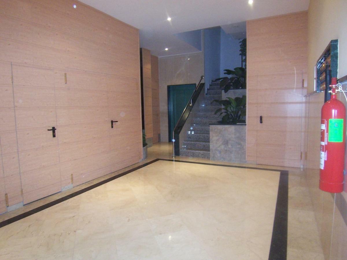 Apartamento Coliseo Альмуньекар Экстерьер фото